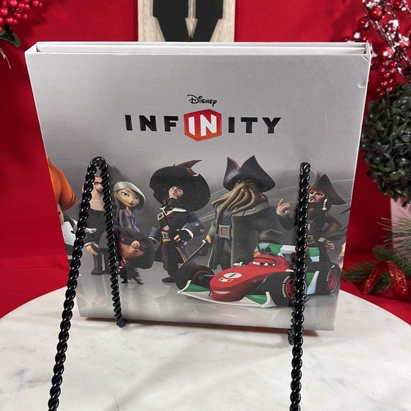 Disney INFINITY Tri-fold Power Game Disc Album w/20 Disc Included - Picture 3 of 9
